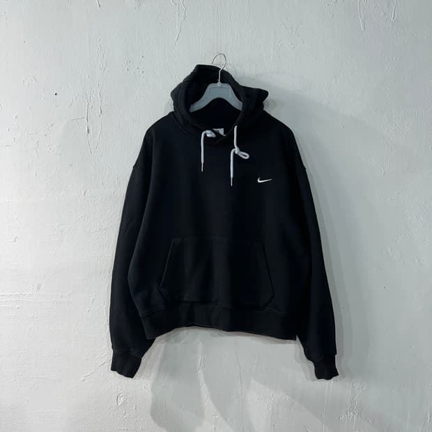 나이키 솔로스우시 검흰 후드티 여성M