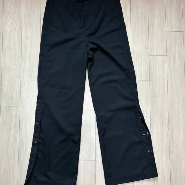 [정품] 앤더슨벨 사이드 스냅 슬릿 슬랙스 - M (27-28인치)  디