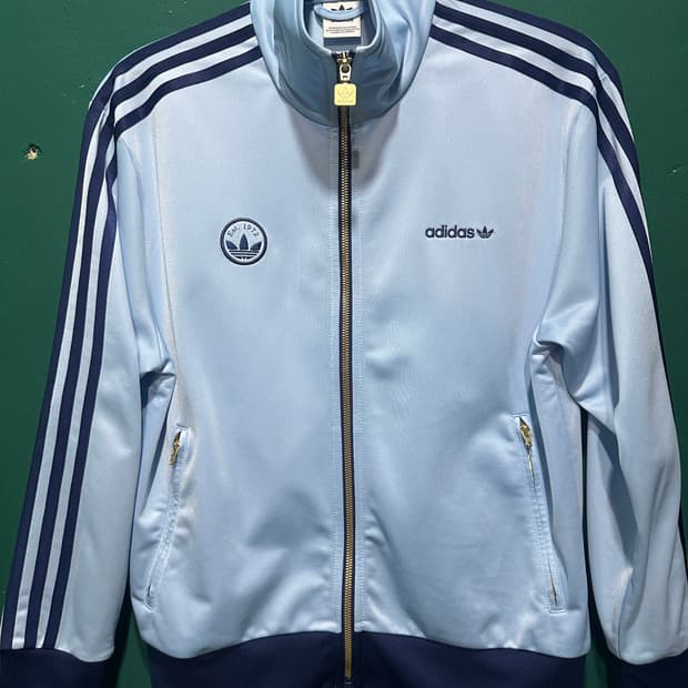 아디다스 배지탑 트랙탑져지 스카이블루M