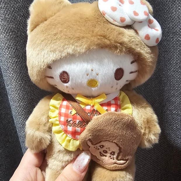 몬치치 x 헬로 키티 깅엄 체크 S 인형 브라운