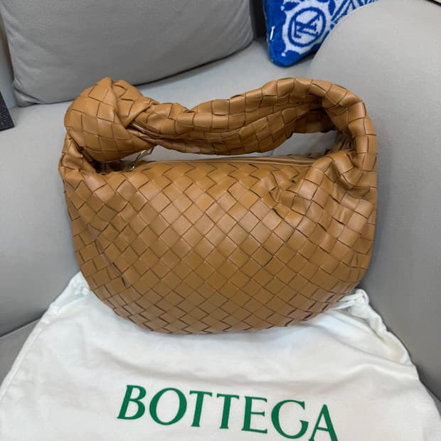 보테가베네타 조디백 