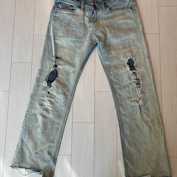 디젤 디스트로이드 바이커 진 32