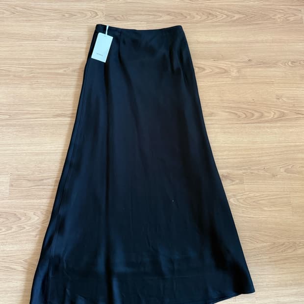 모노하 Monoha 블랙 롱스커트 2사이즈 새상품