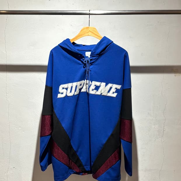 17FW Supreme Hooded Hockey hoodie