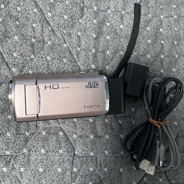 JVC Everio 670 디지털 캠코더 (한국어 지원)