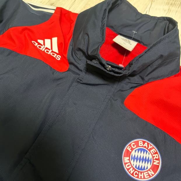 [110] 아디다스 FC 바이에른 뮌헨 우븐 져지 자켓