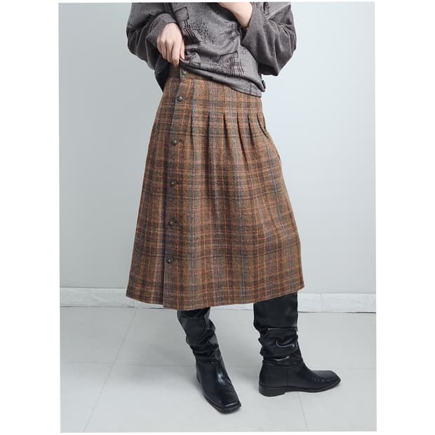 단추 울 스커트