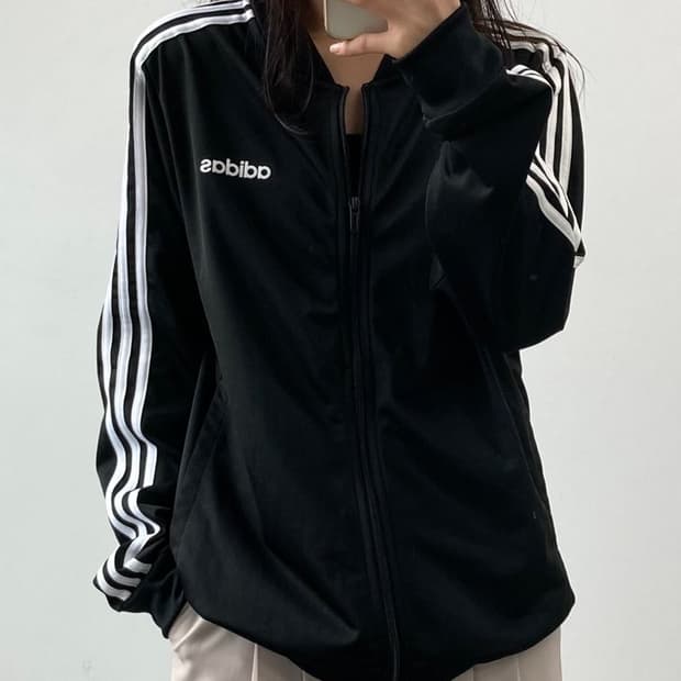 아디다스 트랙탑