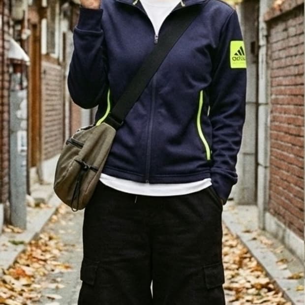 Adidas Navy Neon Zip-Up 80 (150)