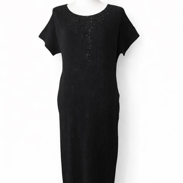 Specchio 블랙 플리츠 비즈 원피스