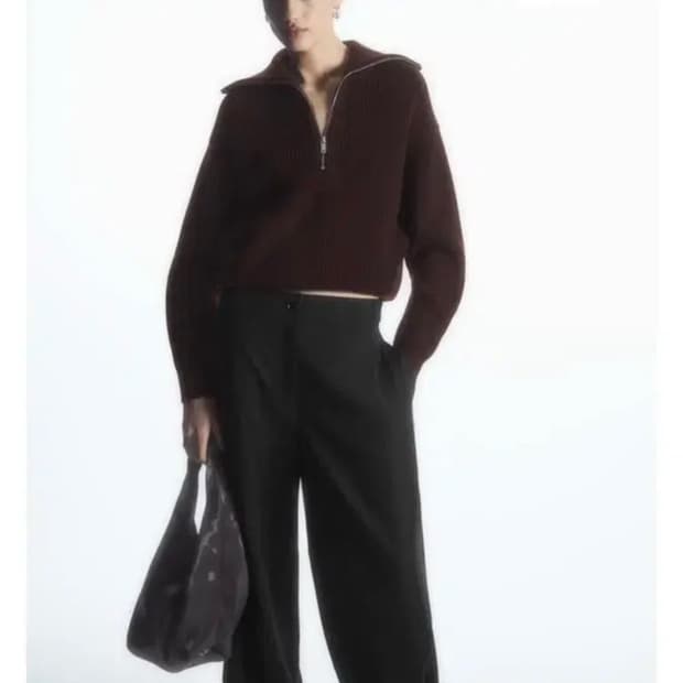 [COS] 코스 하프 집 스웨터