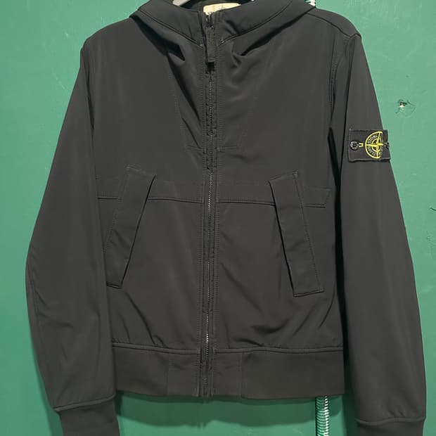 스톤아일랜드 소프트쉘 M