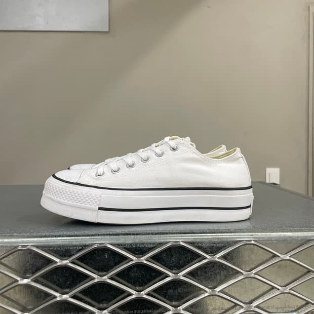컨버스 척테일러 올스타 리프트 화이트240