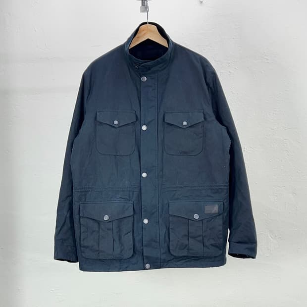 바버 딥 네이비 오그스턴 멀티 포켓 왁스 자켓