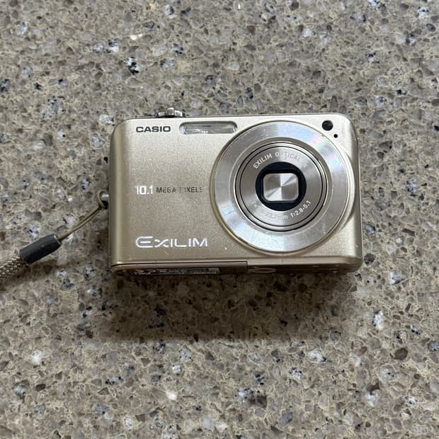 카시오 엑슬림 ex-z1050 (한국어 지원 모델)