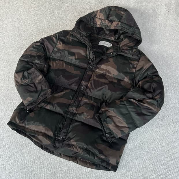 코치 카모 패딩 