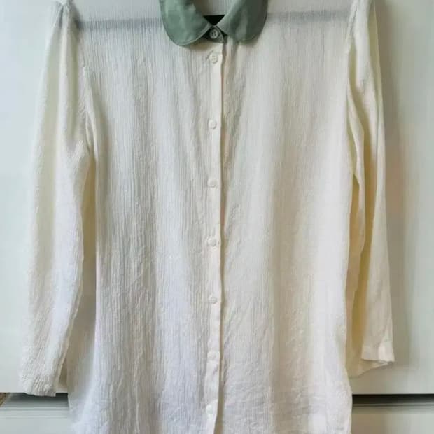 엠포리오 아르마니 카라 블라우스 아이보리