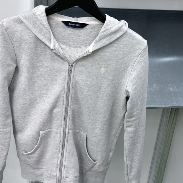 polo light gray zip hoody