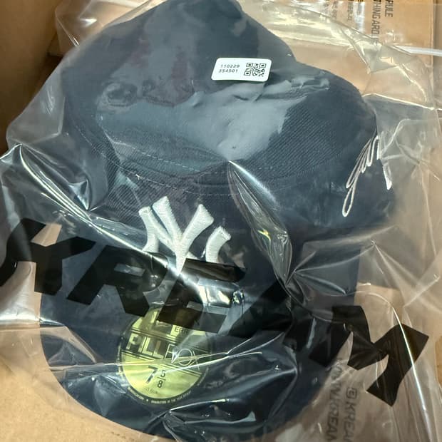 뉴에라 필박스 네이비(758사이즈)