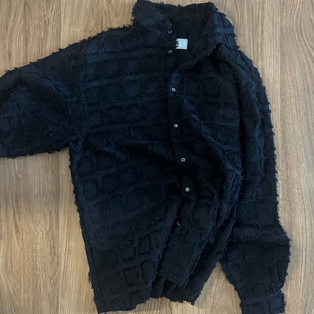 웨이비니스 셔츠