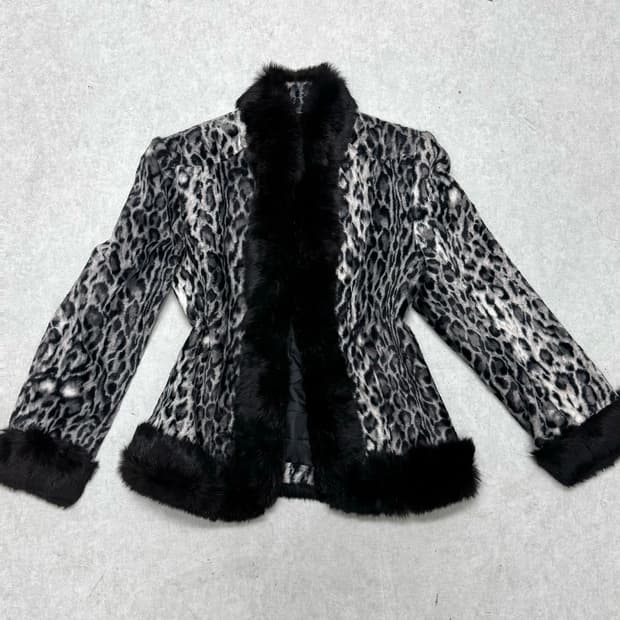 갸루 블랙호피 퍼자켓 