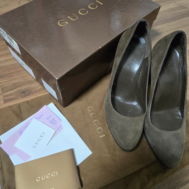 GUCCI 브라운 스웨이드 뱀부 스웨이드 펌프스 35 1/2 (225)