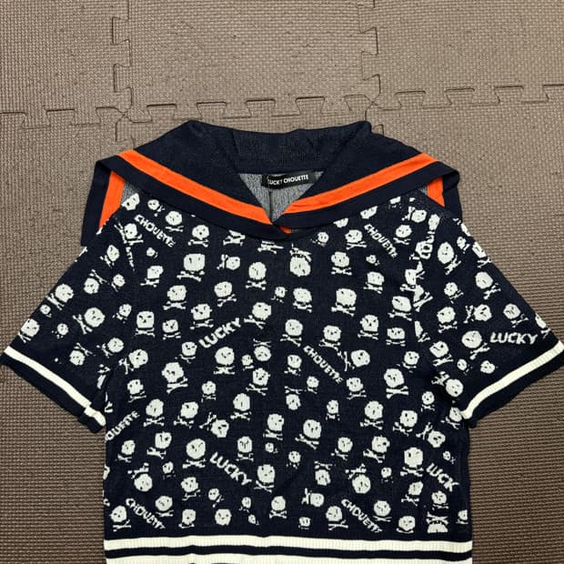 새제품 럭키슈에뜨 세일러카라 써머니트