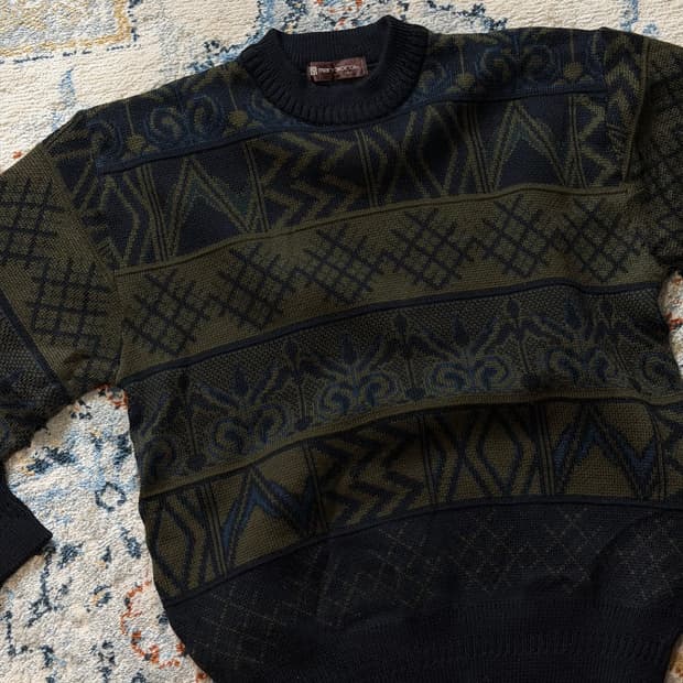 Japanese 올드스쿨 패턴 니트 스웨터
