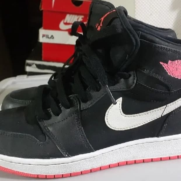 245 GS 조던1 레트로 하이  블랙 핫 라바