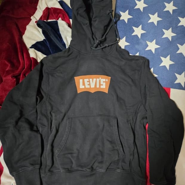 리바이스 후드티