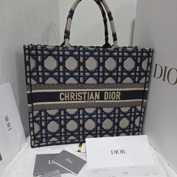 [새상품급, 한정판] 디올 오블리크 북 토트 백 L Size