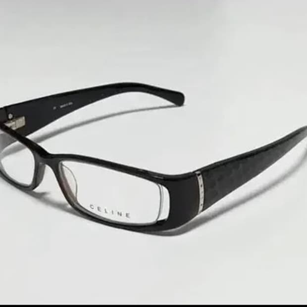 셀린느 긱시크 뿔테 안경