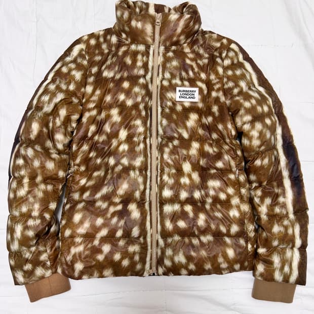 (XS)버버리 디어 패턴 경량 패딩