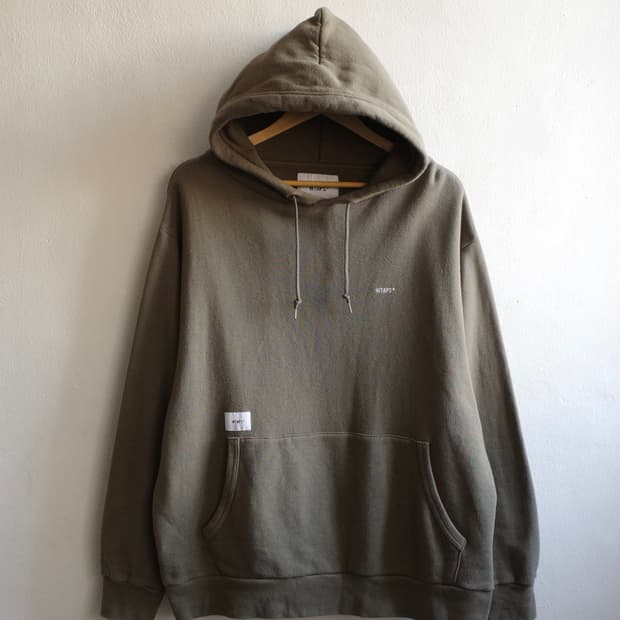 더블탭스 스웻 후디