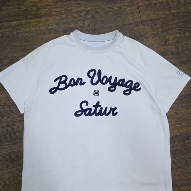 satur 세터 보야지 자수반팔