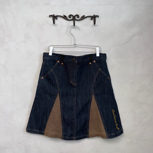 Levi’s red tab raw denim suede pleats sk