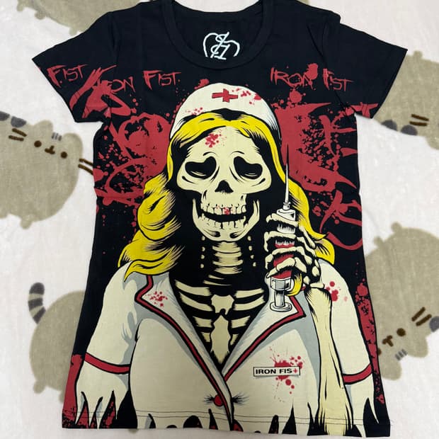 호러 그래픽 티셔츠