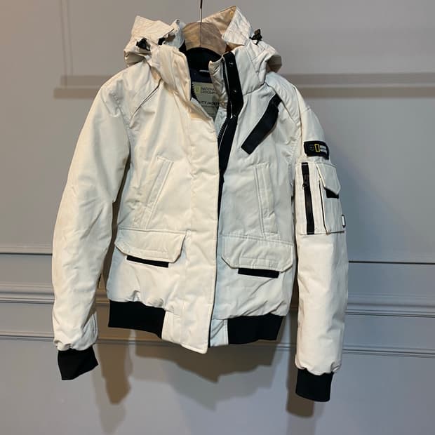 내셔널지오그래픽 유틸리티 덕다운 자켓 S