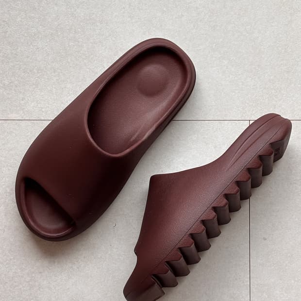 Yeezy YS-01 Slide Fudge Brown US11