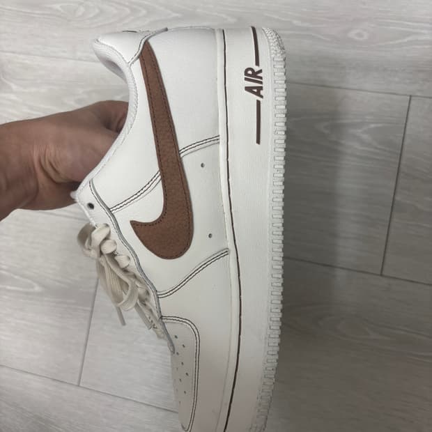 에어포스 1 07 새들브라운 (260) 판매