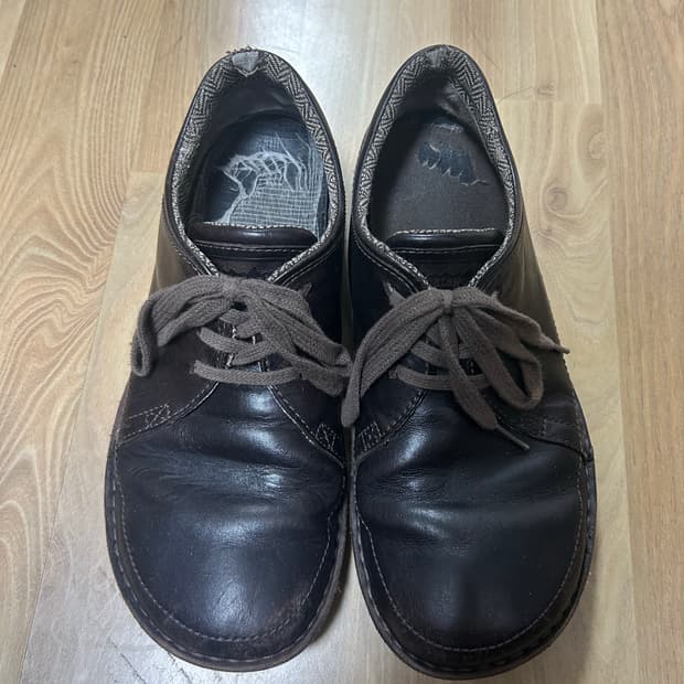 파타고니아 룰루 벨벳 슈즈 브라운