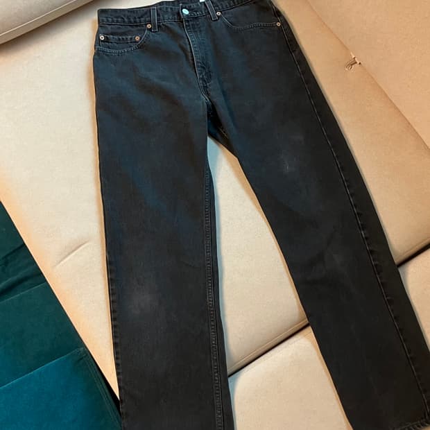 90s Levi’s black jeans