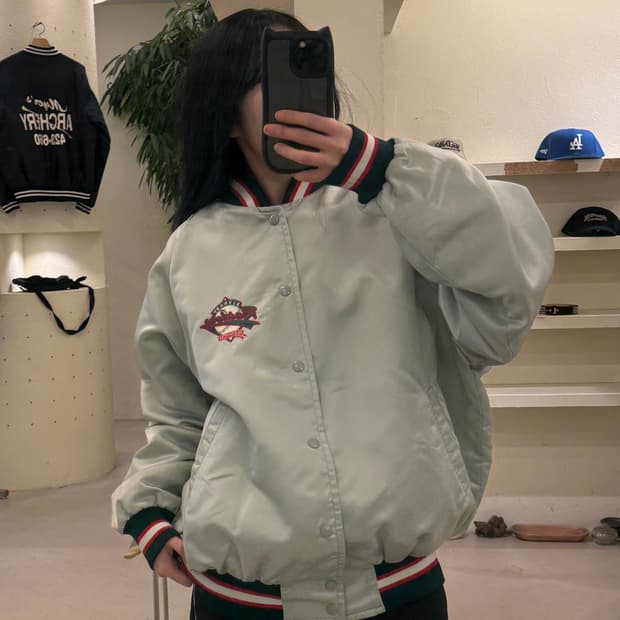 USA 오리지날 빅로고 사틴 바시티 자켓 U107