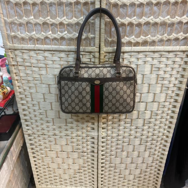 정품 구찌 오디피아 빈티지 숄더백 팝니다