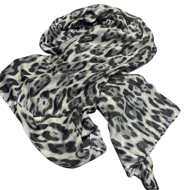 Leopard Design Scarf