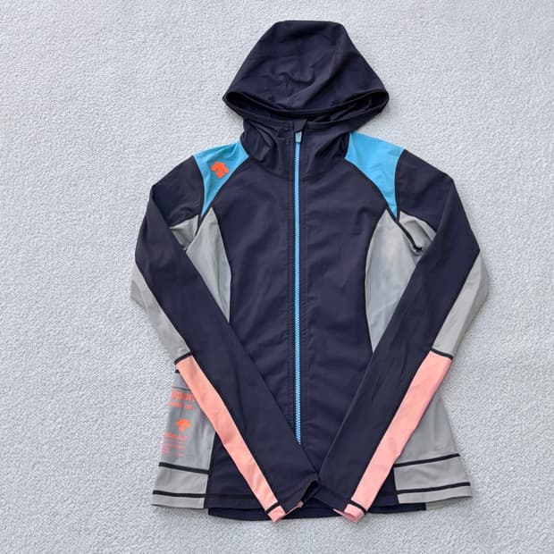 85 데상트 후드집업 0305E