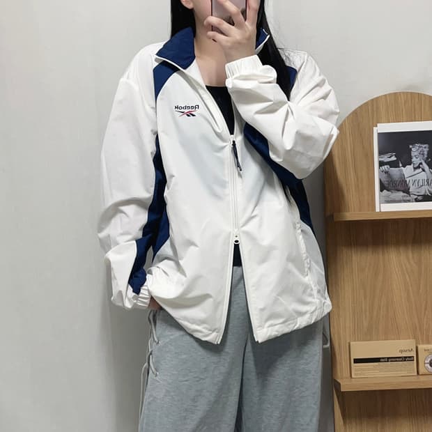 [정품] 리복 화이트 네이비 오버핏 투웨이 바막 [ M ]