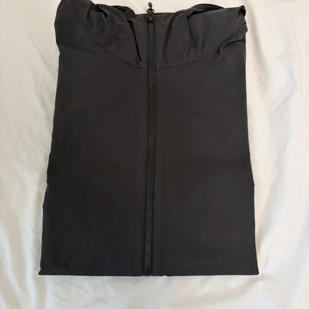 유니클로 바람막이 블랙 XL