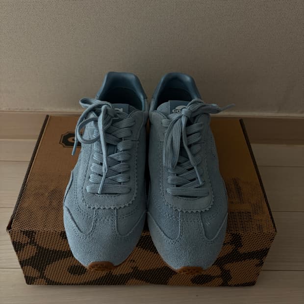 Coach 코치 플랫 스니커즈 us7 / 240 