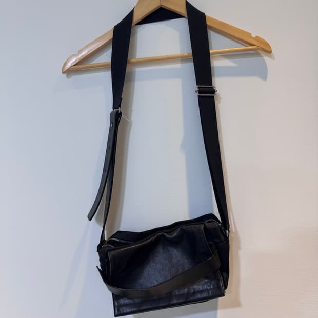 요지야마모토 Ysaccs 크로스백